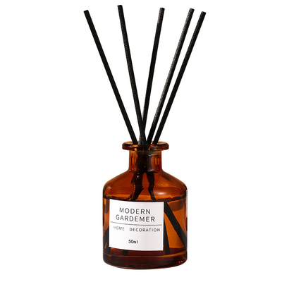 Özelleştirilmiş Cam Şişeler Ev Dekorasyonu Otel Kokusu Reed Difüzör 50ML
