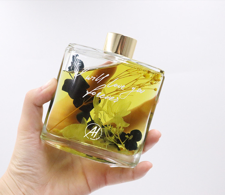 Aroma Reed Difüzör 180ml Kare Şişe Beyaz Kutulu Lüks Hediyelik Set